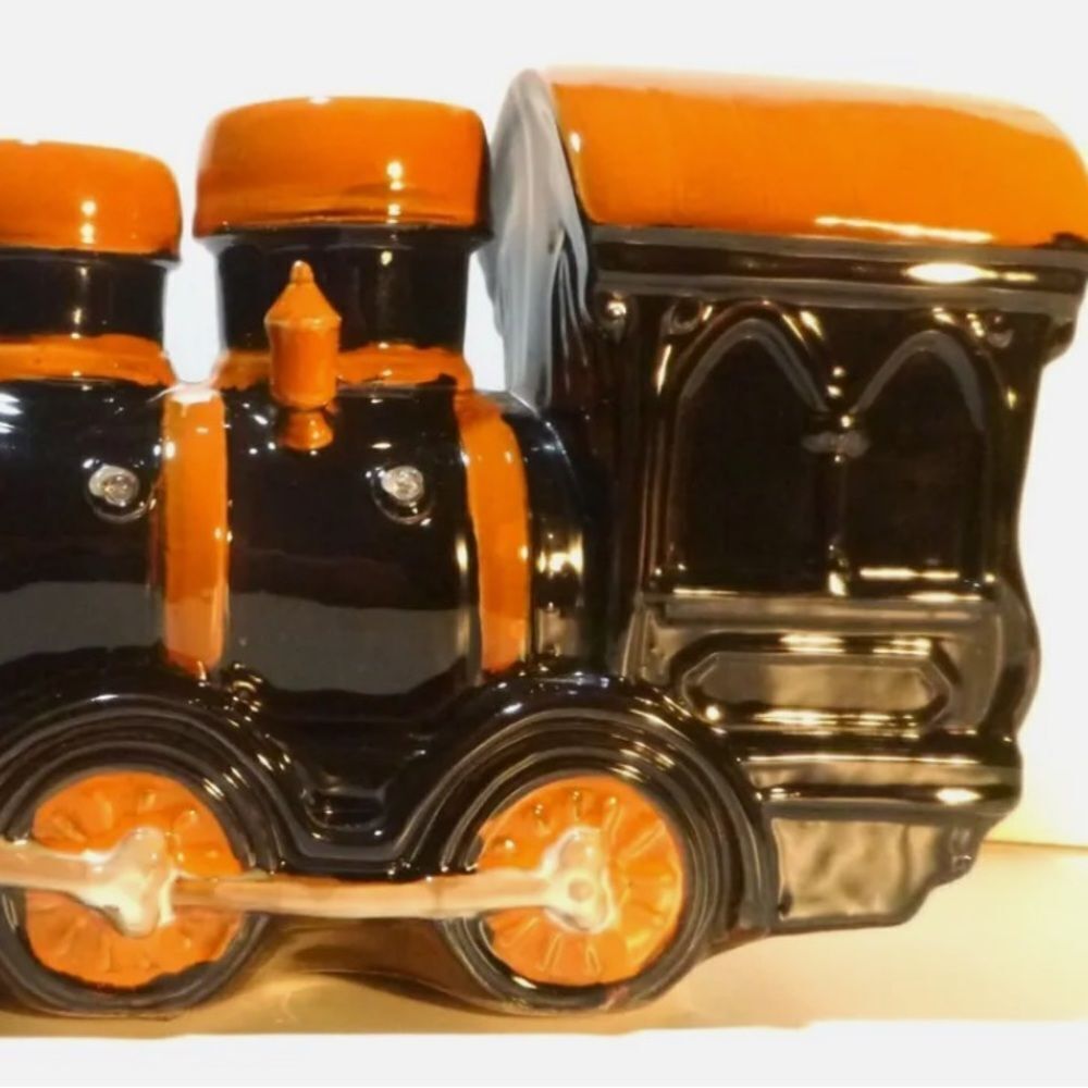 Boney Bunch from Yankee Candle 2013 Boneshaker Train lights up - new - Picture 5 of 9